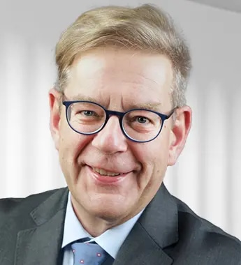 RalfBüchel_Kachelgröße_Website_345x380px