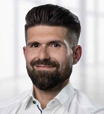 Bader-Sebastian_345x380px