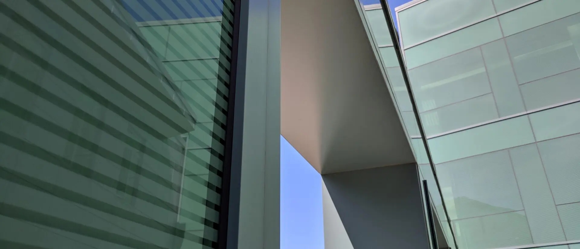 DORA-Prüfung und digitale Betriebsresilienz: Herausforderungen und Lösungen für den Finanzsektor