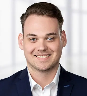 Heine-Domenik_345x380px