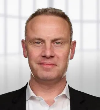 Schmidt-Volker_345x380px